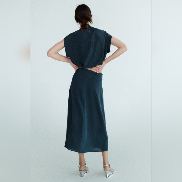 ZARA FLUID FLYAWAY SKIRT - Picture 3 of 6